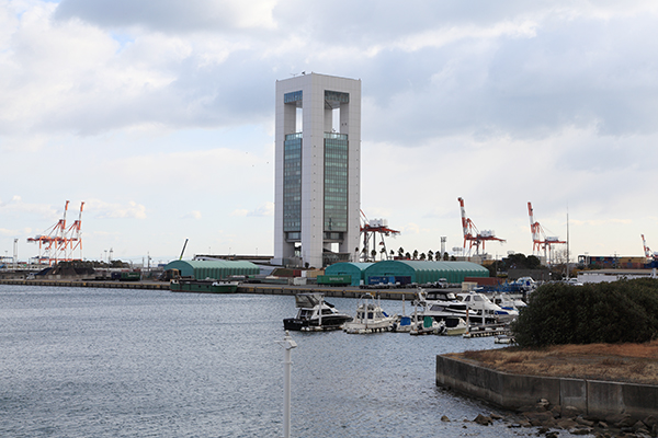 四日市港ポートビル