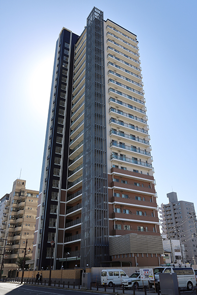 ル・サンク中の橋タワーレジデンス