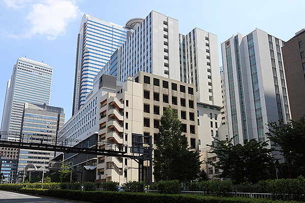 学校法人東京医科大学付属病院