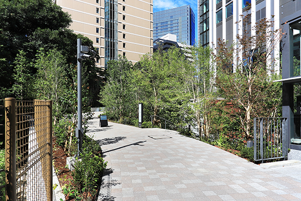 東京ワールドゲート赤坂　赤坂トラストタワー