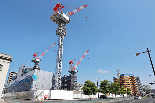 ライオンズタワー岡山千日前／岡山芸術創造劇場