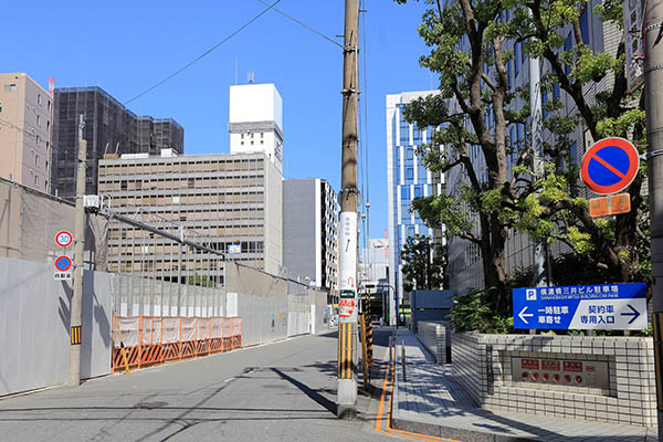 プレミストタワー靱本町