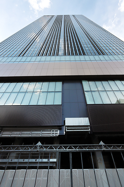TOFROM YAESU TOWER（トフロム ヤエス タワー）