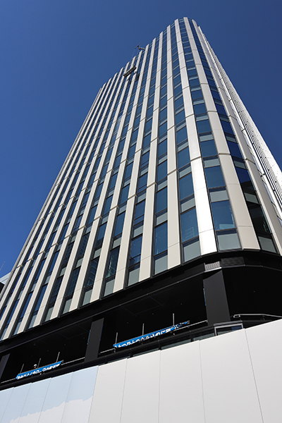 栄トリッドスクエア