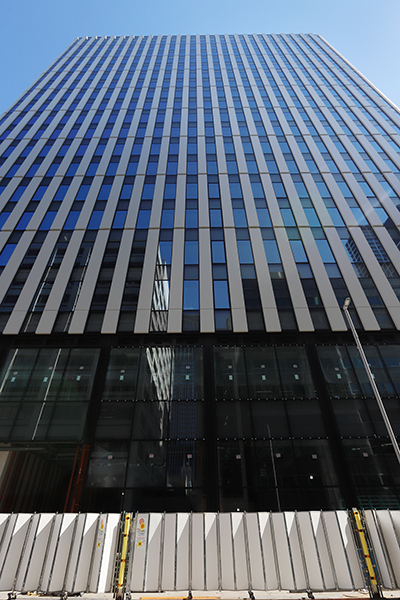 栄トリッドスクエア