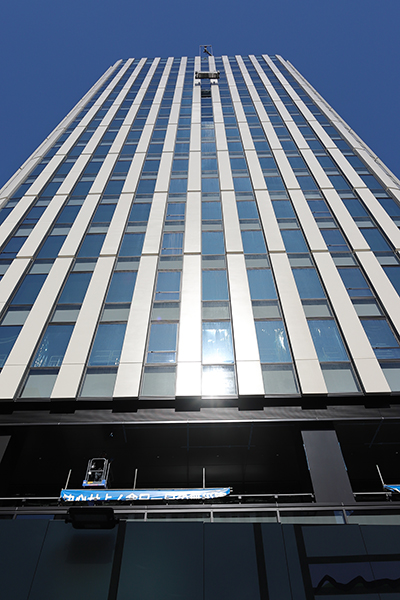 栄トリッドスクエア