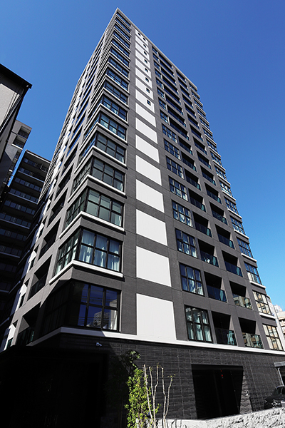 タワー・ザ・ファースト栄三丁目