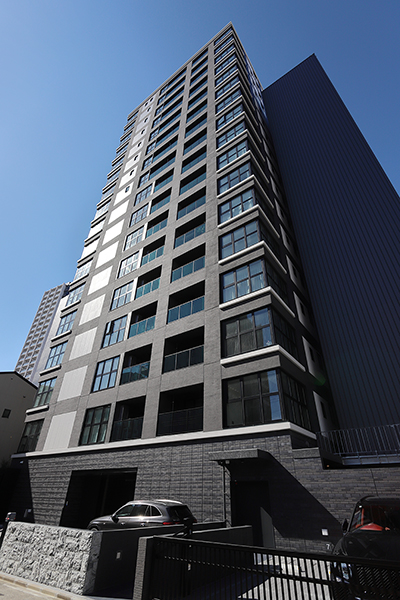 タワー・ザ・ファースト栄三丁目