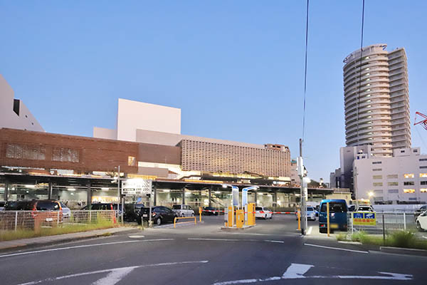 箕面船場阪大前駅前ツインタワーマンション計画